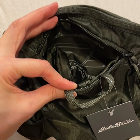 NWT Fanny Pack Bag - Picture 7 of 9